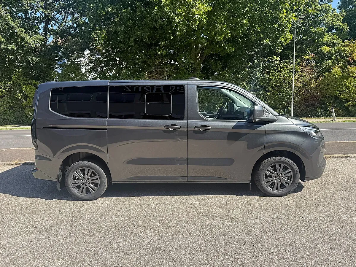 Ford Tourneo photo 3