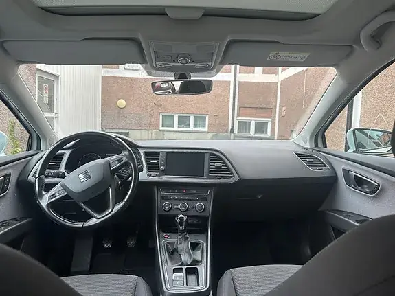 Seat Leon 2019 photo 2
