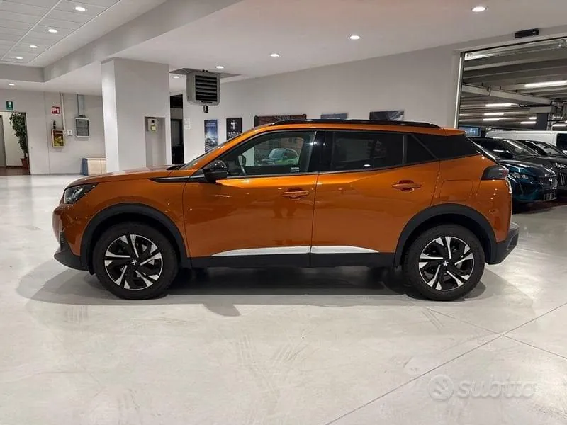 Peugeot 2008 2023 photo 2
