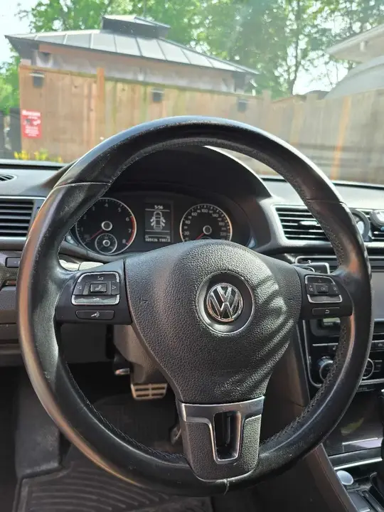 Volkswagen Passat 2013 photo 4