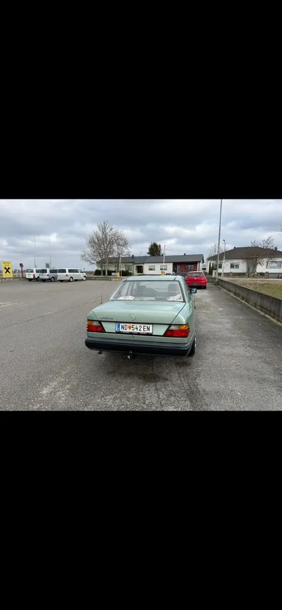 Mercedes-Benz Sonstige 1987 photo 2