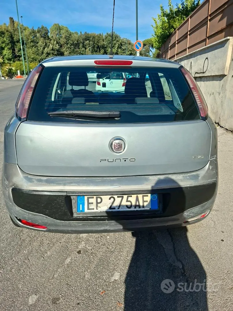 Fiat Punto Evo 2012 photo 3