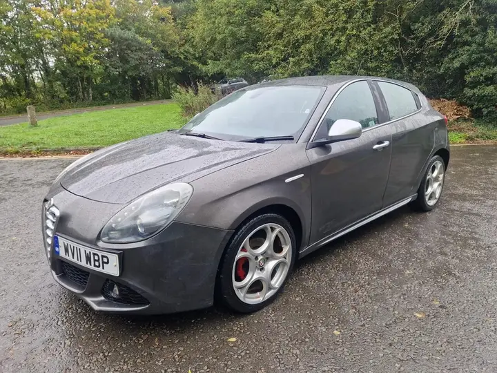 Alfa Romeo Giulietta 2011 photo 3