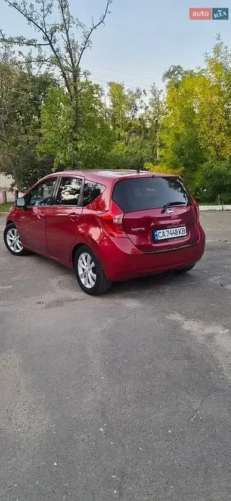Nissan Note 2013 photo 4