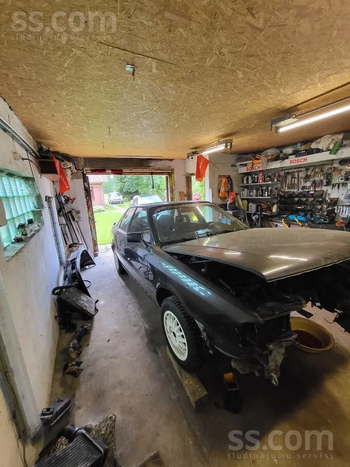 Audi 90