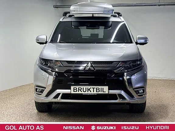 Mitsubishi Outlander 2020 photo 2