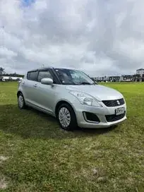 Suzuki Swift 2014 photo 3