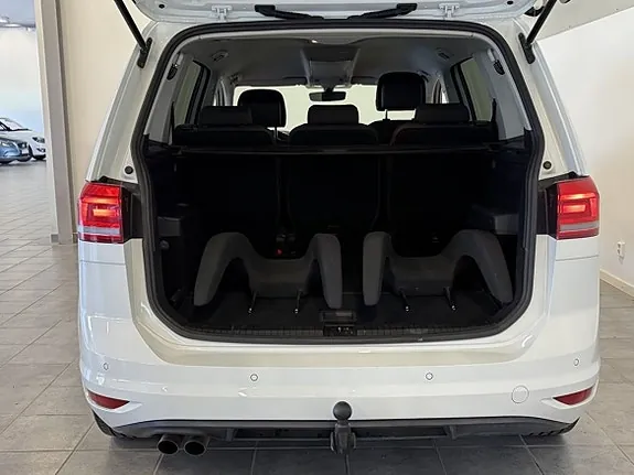 Volkswagen Touran 2017 photo 5