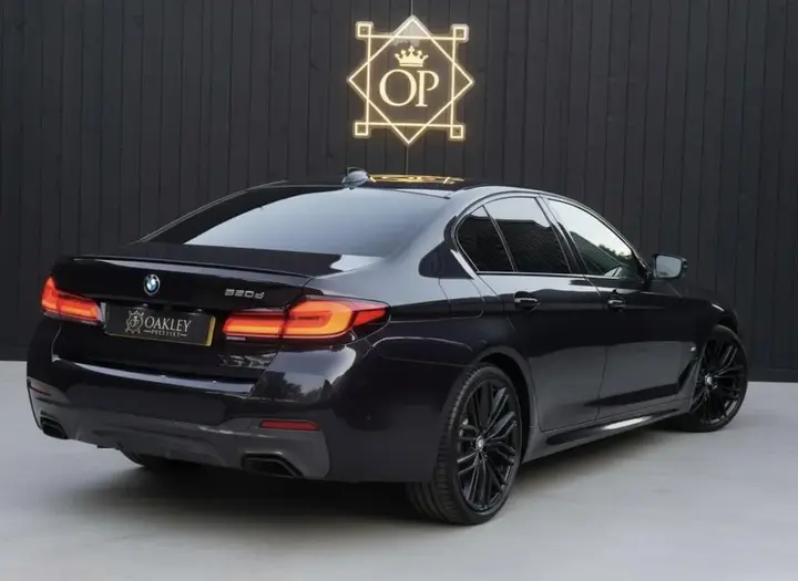 BMW 5 Series 2020 photo 2
