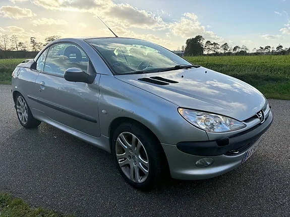 Peugeot 206 2001 photo 4