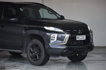 Mitsubishi Pajero Sport 2025 photo 5