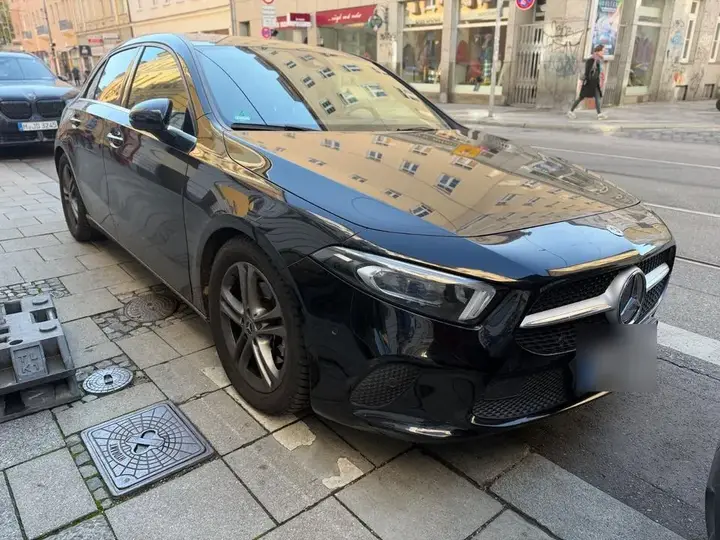 Mercedes-Benz A 200