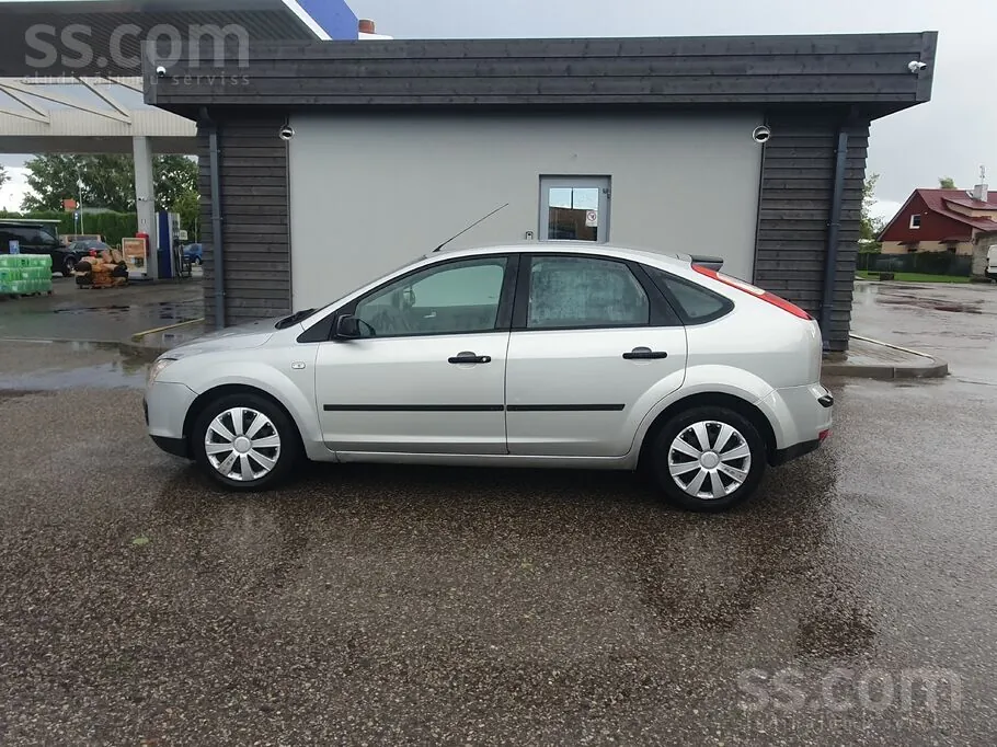 Ford Focus 2005 photo 3