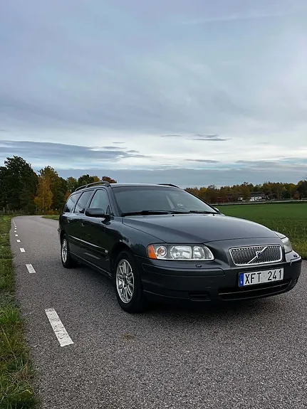 Volvo V70 2006 photo 2