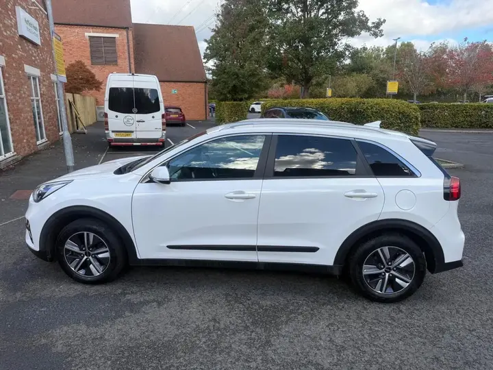 Kia Niro 2022 photo 3