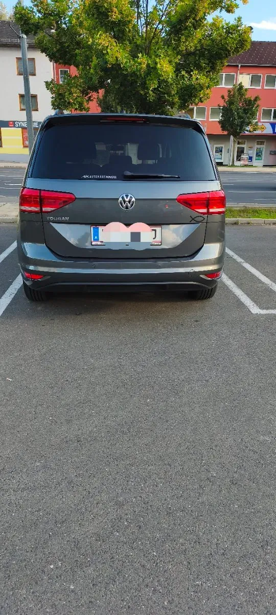 Volkswagen Touran 2018 photo 3