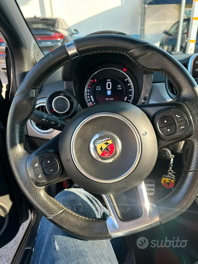 Abarth 595 2017 photo 2