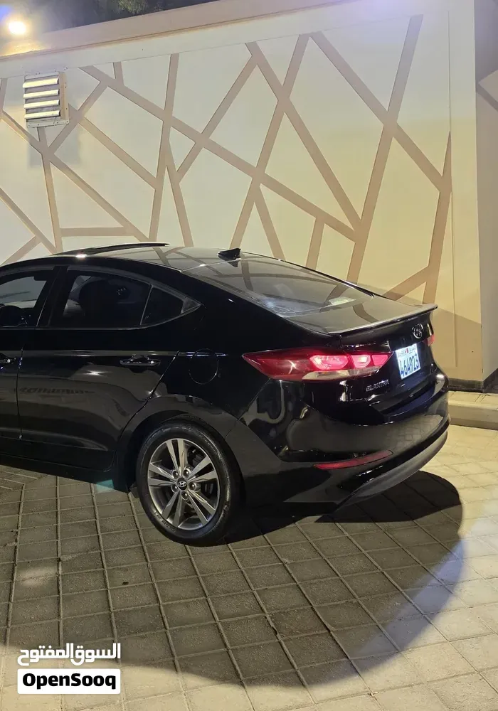 Hyundai Elantra 2018 photo 4