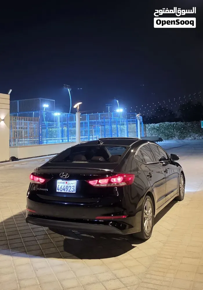 Hyundai Elantra 2018 photo 3
