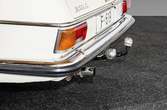 Mercedes-Benz 250/8 1969 photo 3