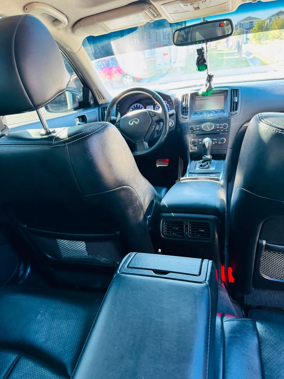 Infiniti G37X 2013 photo 5