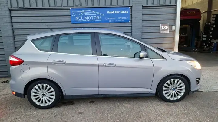 Ford C-Max 2011 photo 5