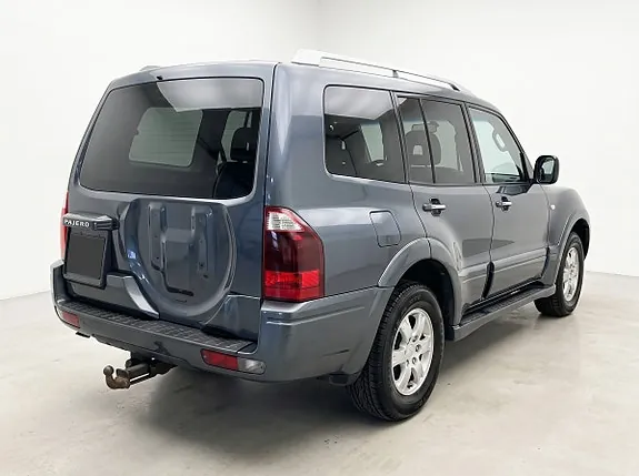 Mitsubishi Pajero 2005 photo 3