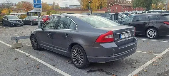Volvo S80