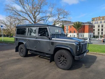 Land Rover Defender 2014 photo 2