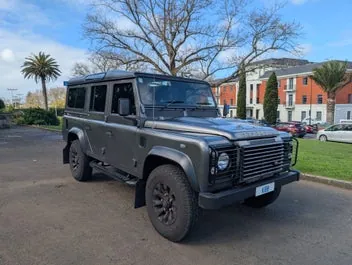Land Rover Defender 2014 photo 3