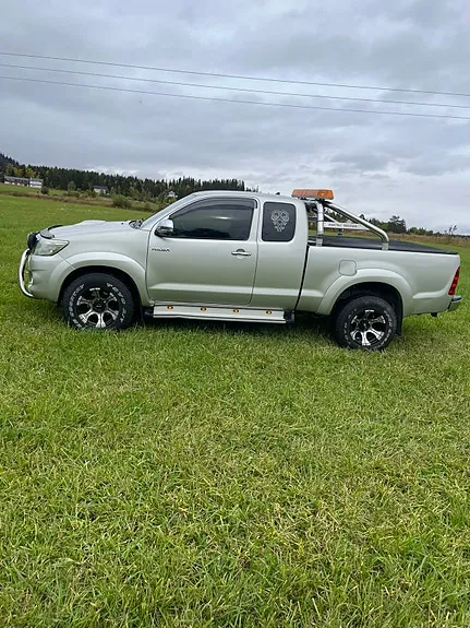 Toyota Hilux 2013 photo 3