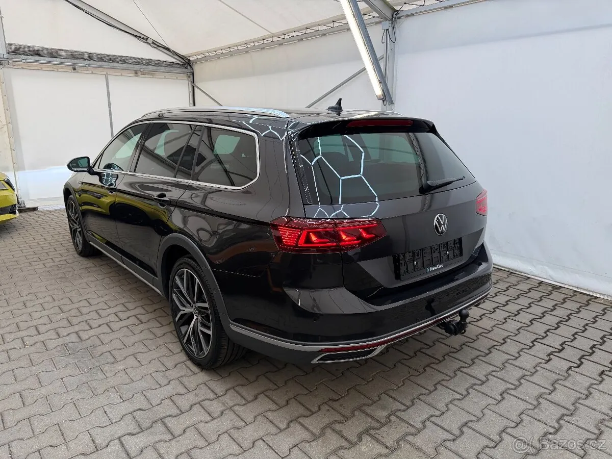 Volkswagen Passat Alltrack 2021 photo 4