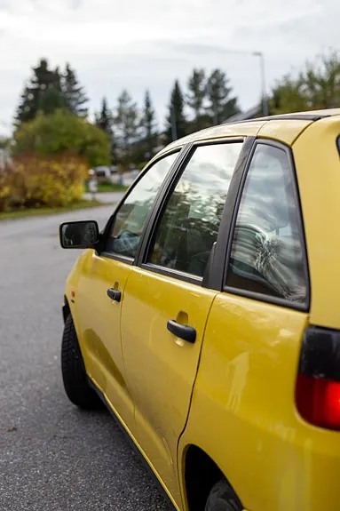 Seat Ibiza 1999 photo 3