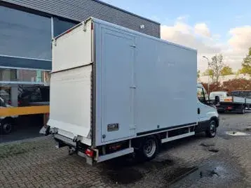 Iveco Daily 2016 photo 2