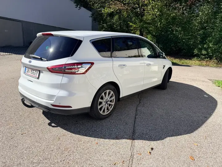 Ford S-Max 2016 photo 3