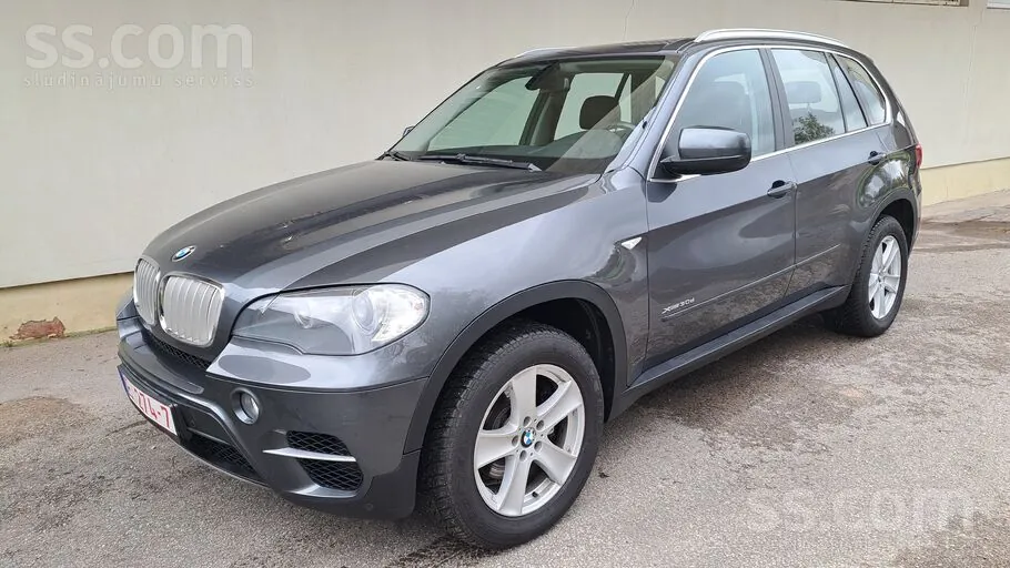 BMW X5 2010 photo 5