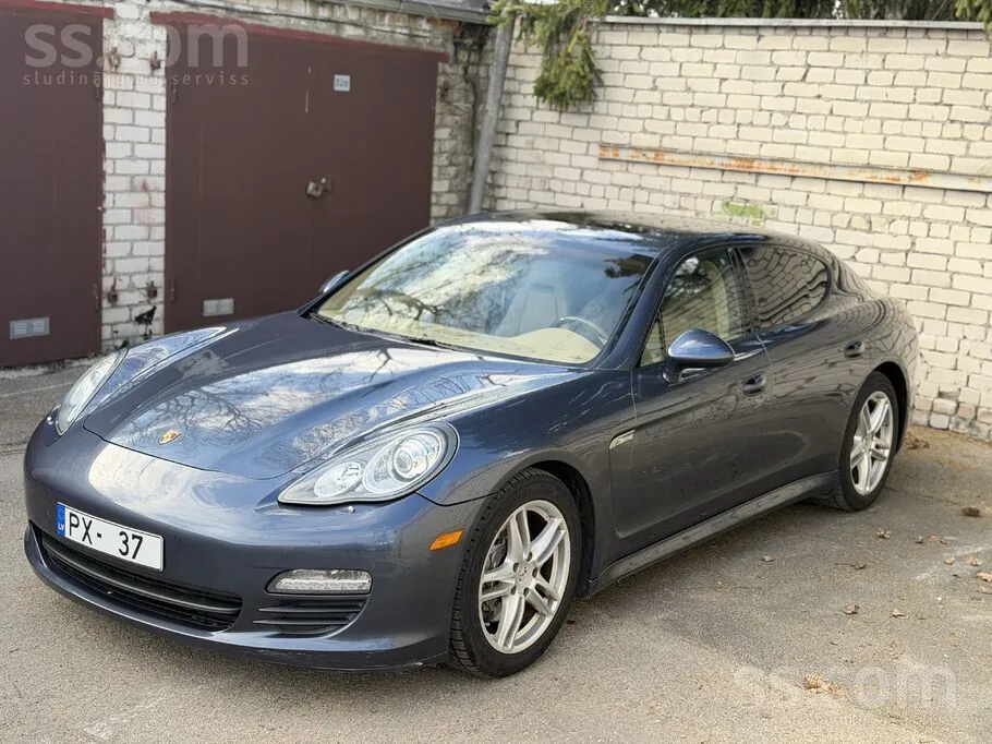 Porsche Panamera 2011 photo 4