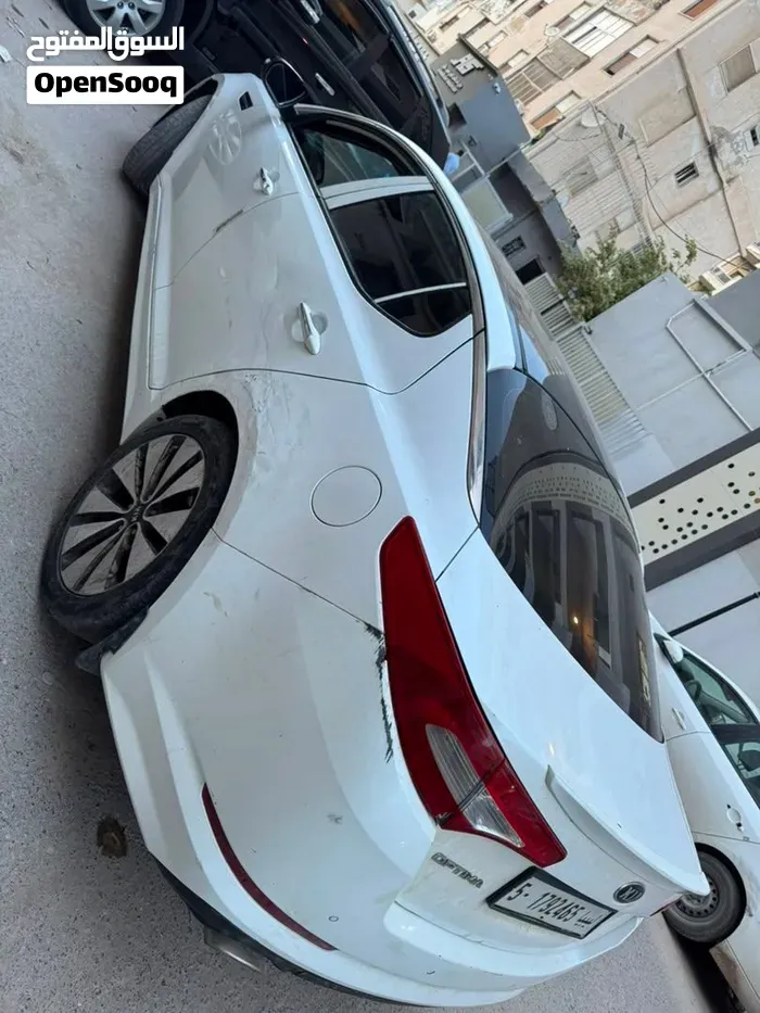 Kia Optima 2012 photo 2
