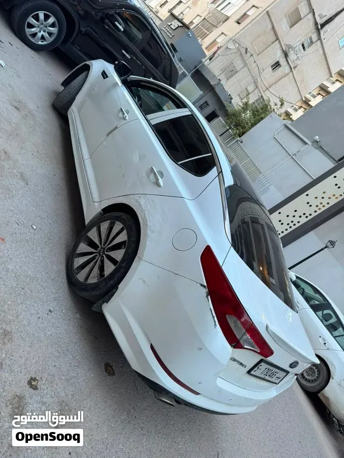 Kia Optima 2012 photo 4