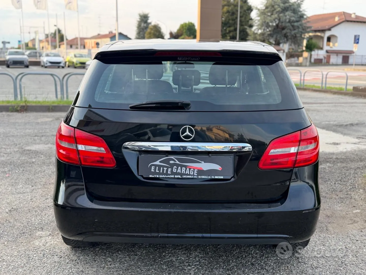 Mercedes-Benz B180D 2013 photo 5