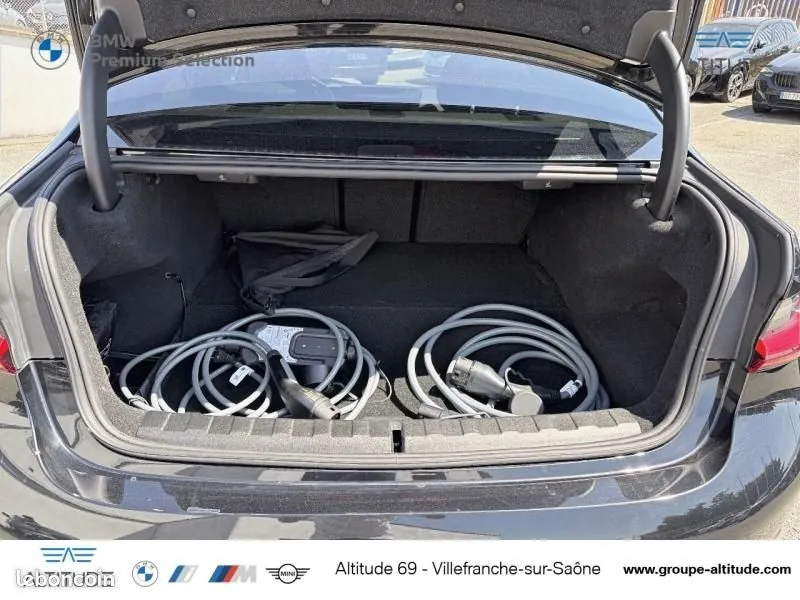 BMW Série 3 2025 photo 5