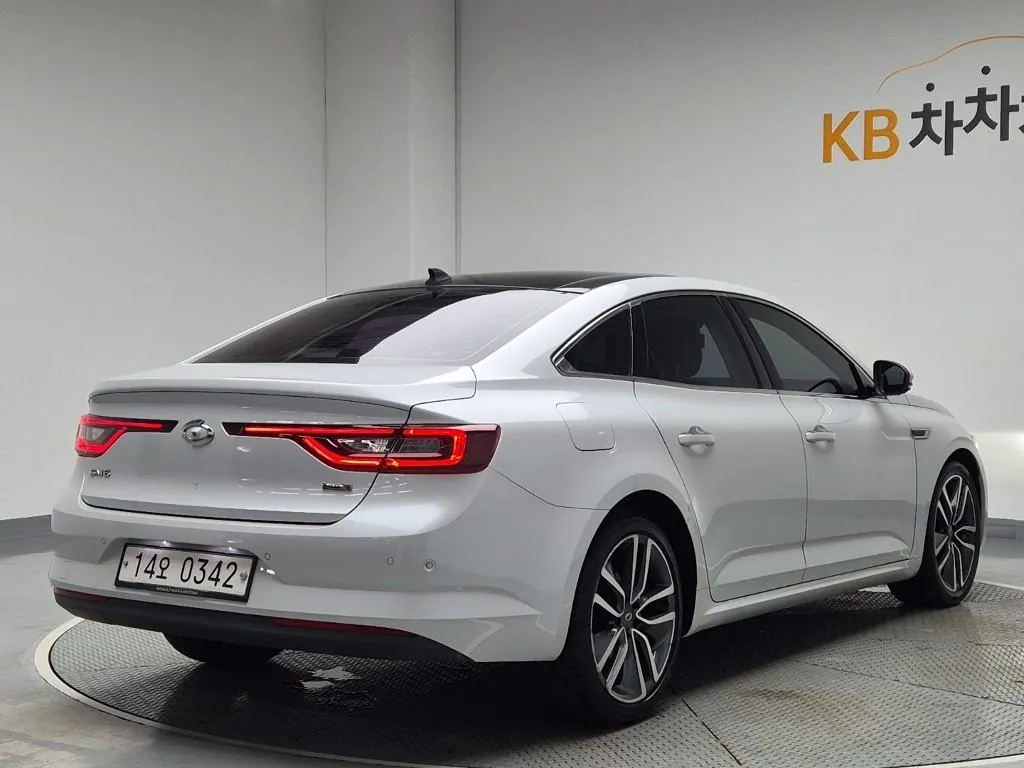 Renault Korea Sm6 2016 photo 3