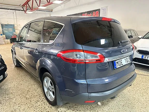 Ford S-Max 2012 photo 4