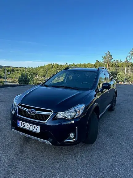 Subaru Xv 2016 photo 2