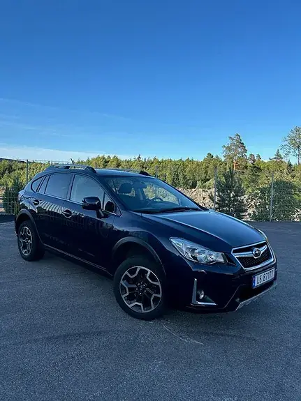 Subaru Xv 2016 photo 3