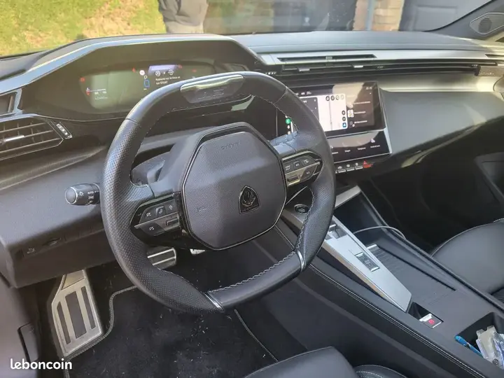 Peugeot 408 2025 photo 2