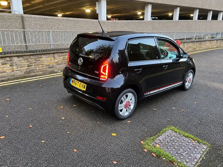 Volkswagen Up 2017 photo 3