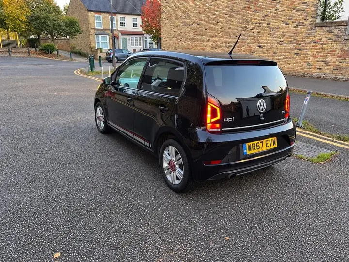 Volkswagen Up 2017 photo 5