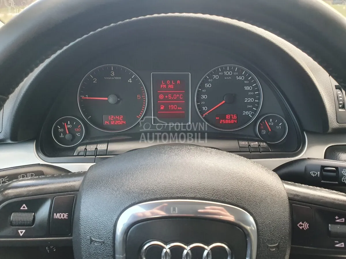 Audi A4 2007 photo 2