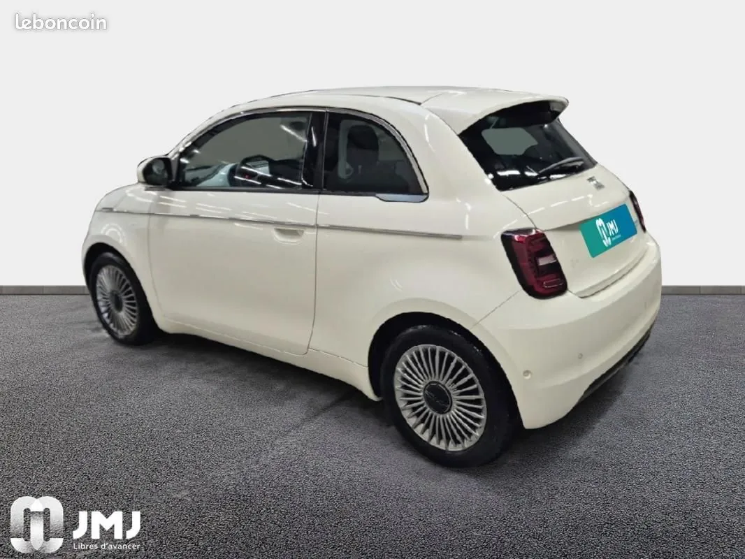 Fiat 500 2023 photo 2